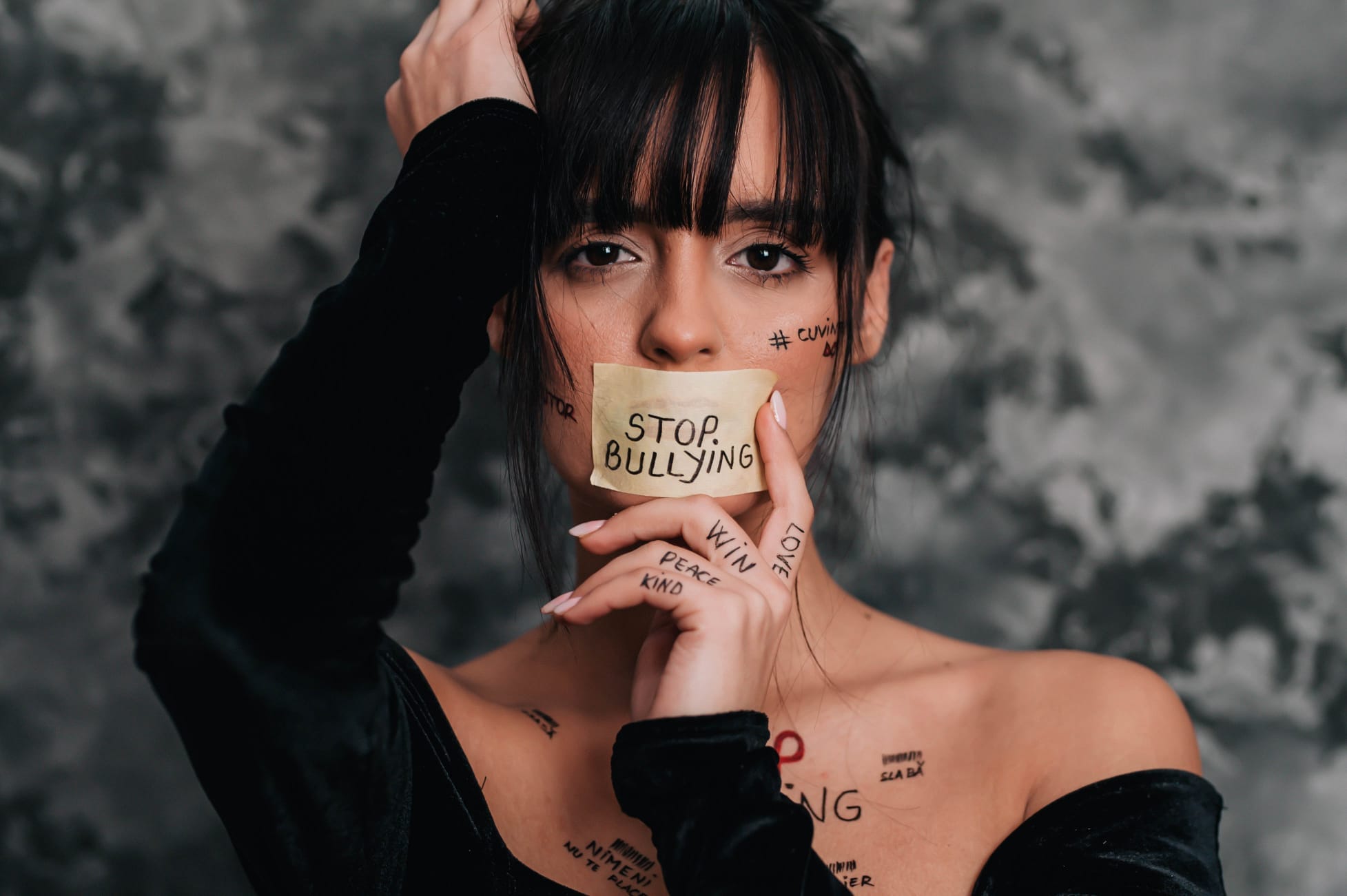 Cuvintele dor — Pledoarie împotriva bullying-ului - 1